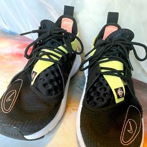 Nike Huaraches | Gently-used no box